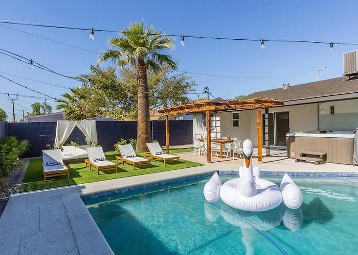 Galactic Getaway By Club - New Holiday home